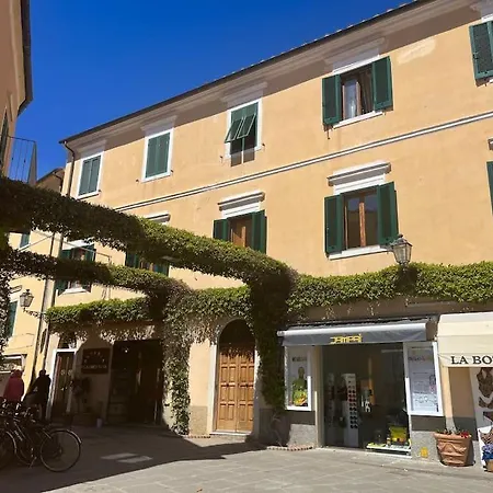 A Casa Di Nonna Anna Apartmán Porto Azzurro